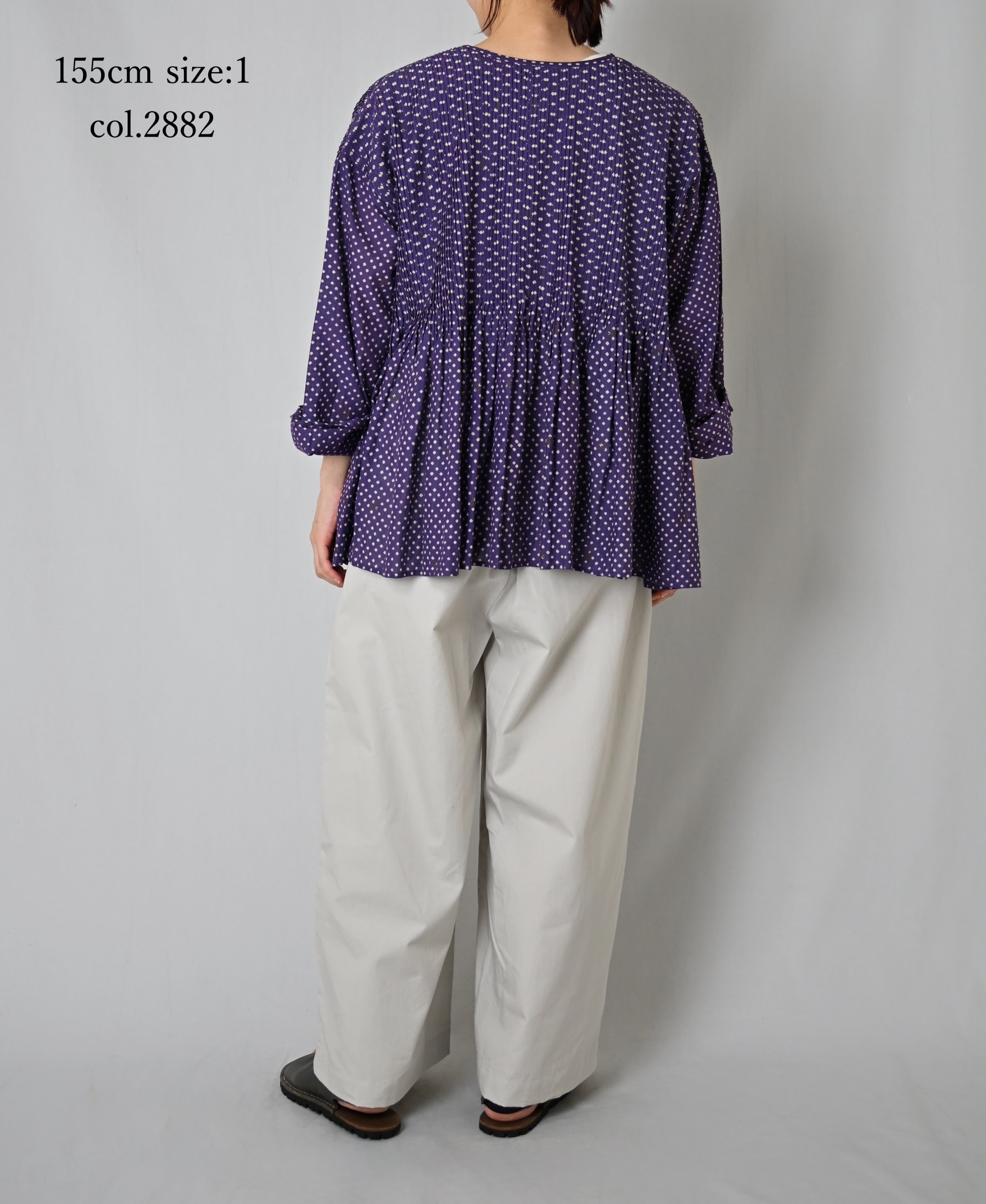 INMDS26083 80s VOILE SQUARE BLOCK PRINT CREW NECK BUTTON SHIRTS WITH MINI PINTUCK