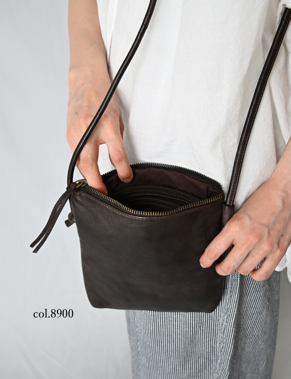 SVMDS2501P ALL PLAIN SHOULDER POUCH
