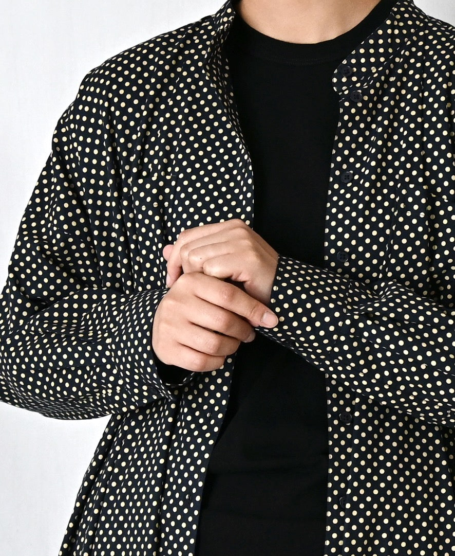 袖にはカフスボタンがついています。