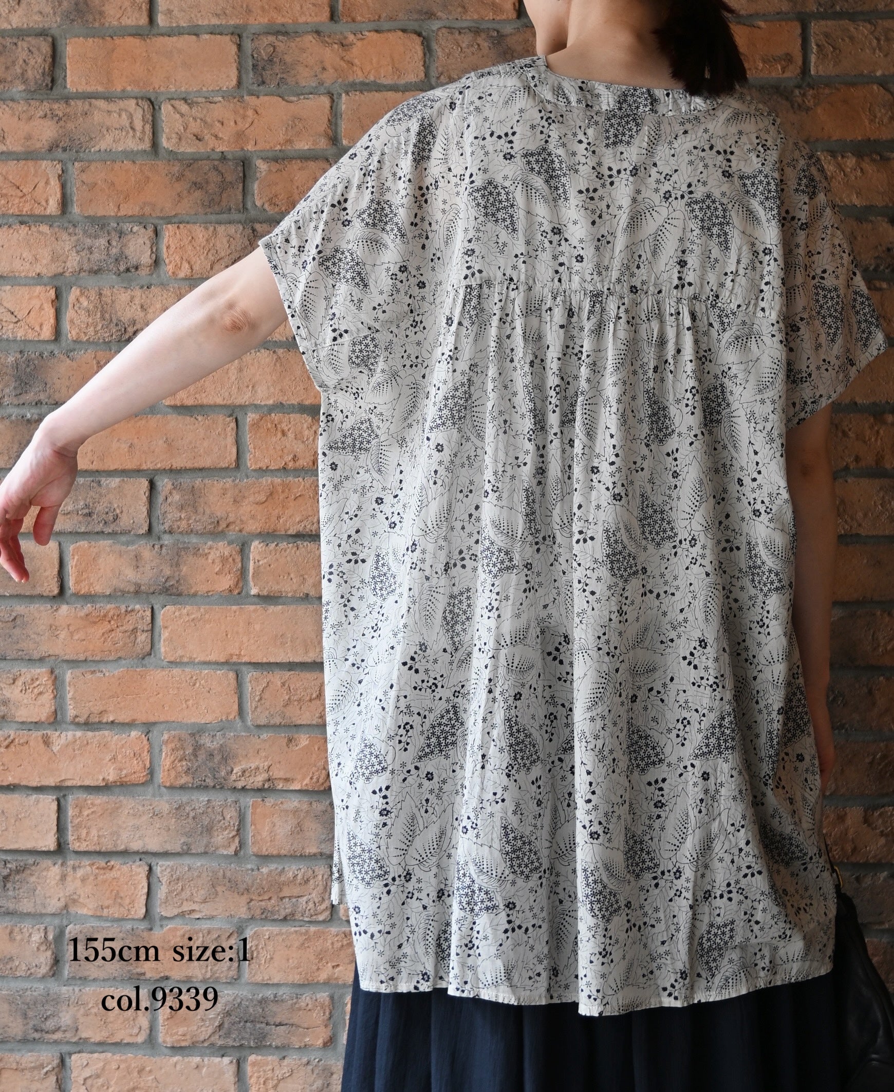 NSL26064 80s VOILE LEAF & FLOWER PRINT V-NECK FRENCH/SL TUNIC