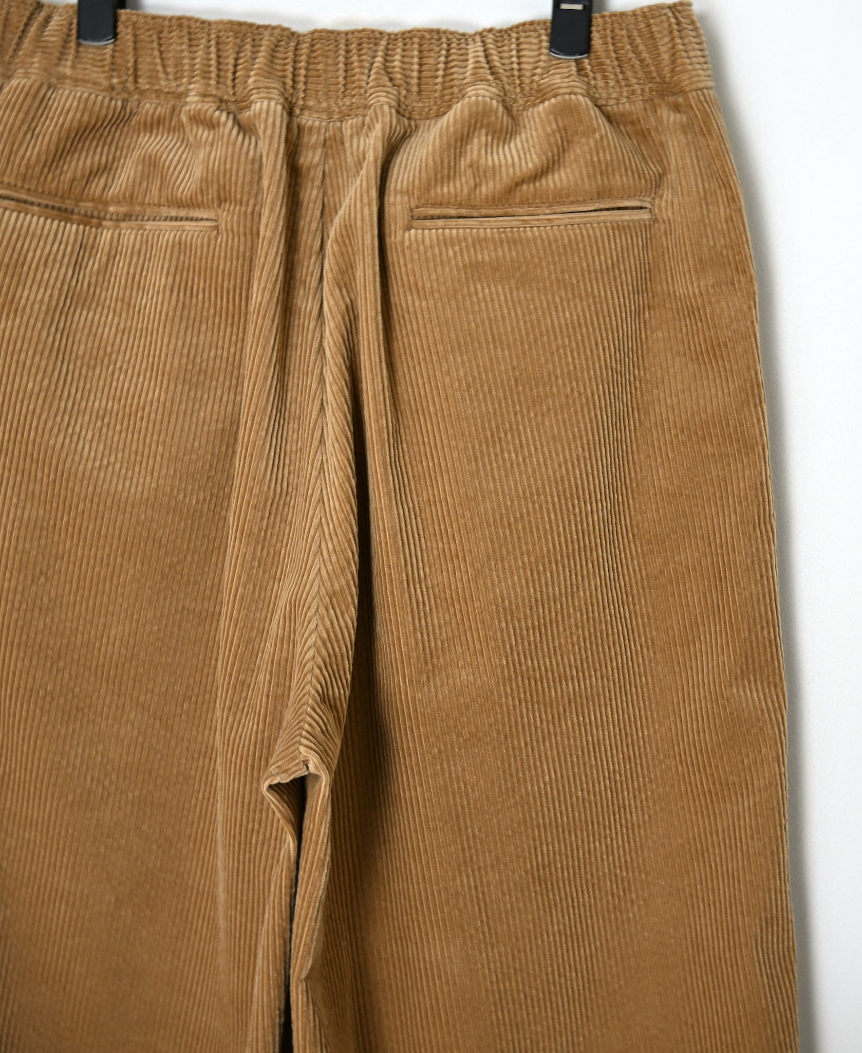 GNMDS2052CR 8WALE CORDUROY EASY WIDE PANTS