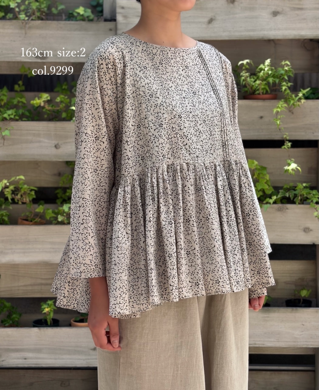 INMDS26121 POWER LOOM COTTON VOILE ARABESQUE HAND SCREEN PRINT RAJASTHAN TUCK GATHERED 3/4SL PULLOVER