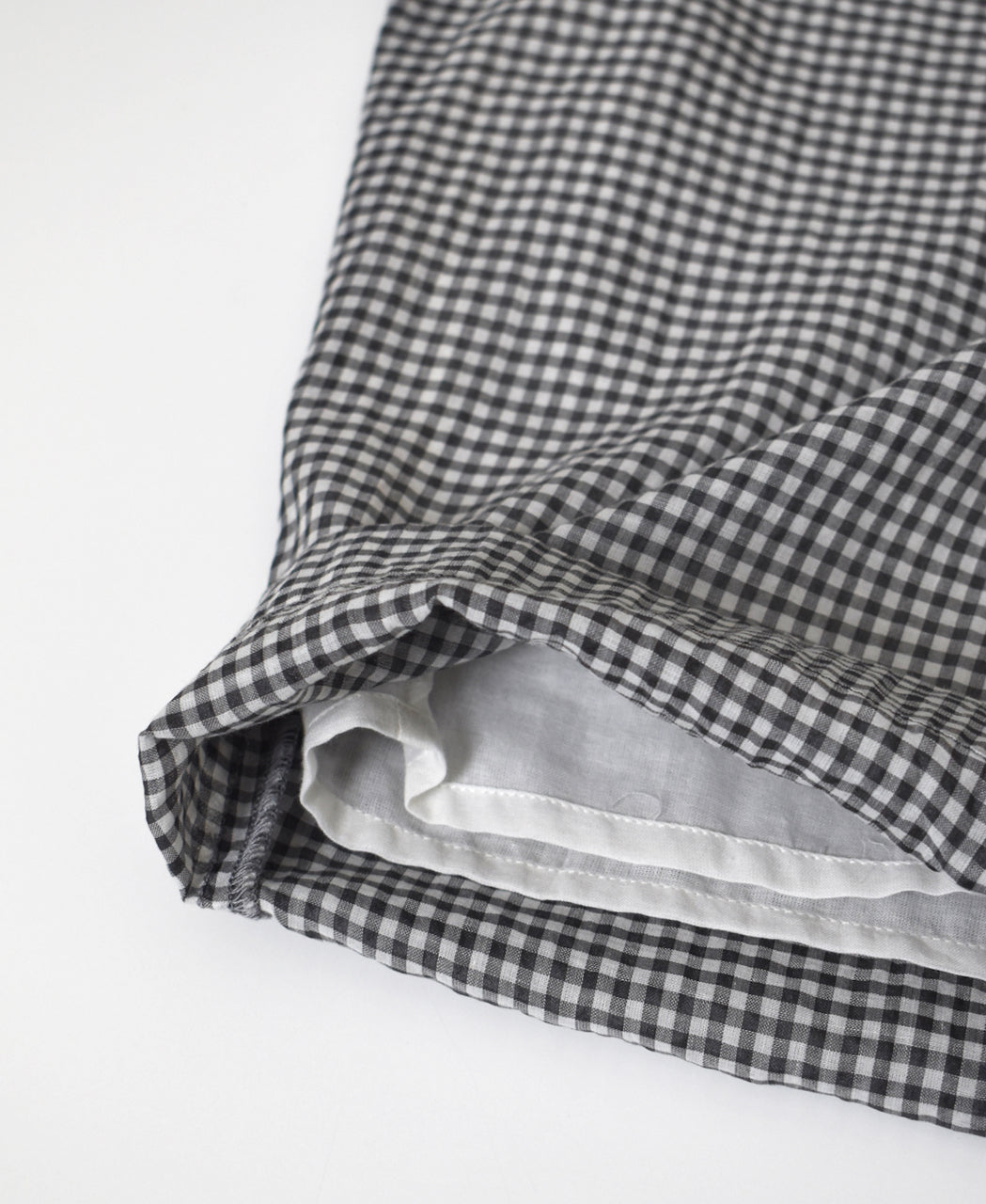 INMDS26025 HANDWOVEN COTTON/SILK SMALL GINGHAM CHECK 2 TUCK TAPERED EASY PANTS