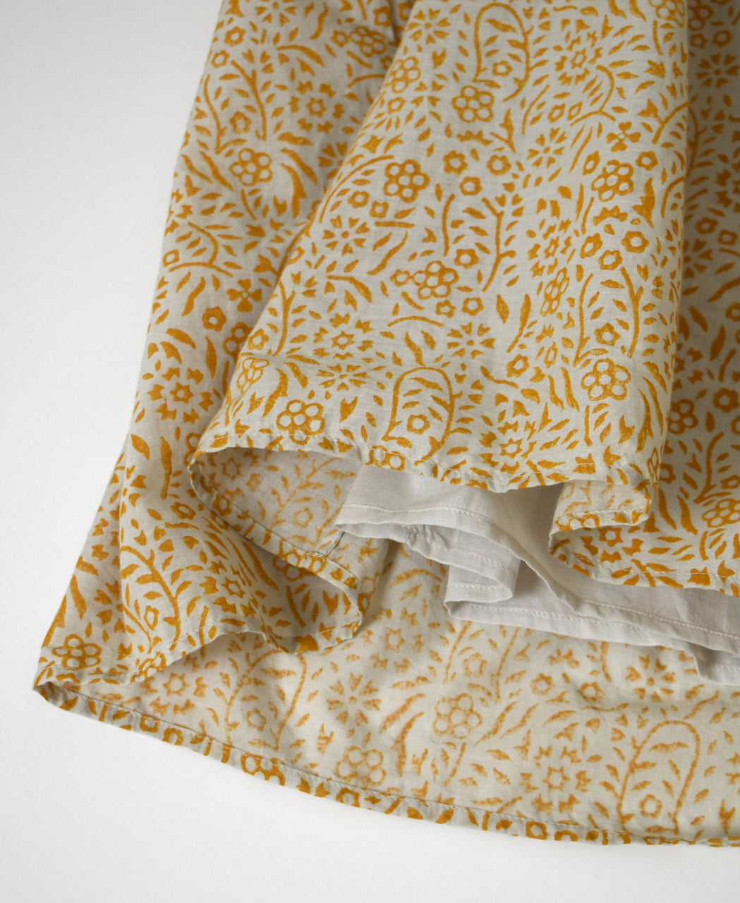 INMDS26105 80s COTTON FLOWER BLOCK PRINT GATHERED SKIRT