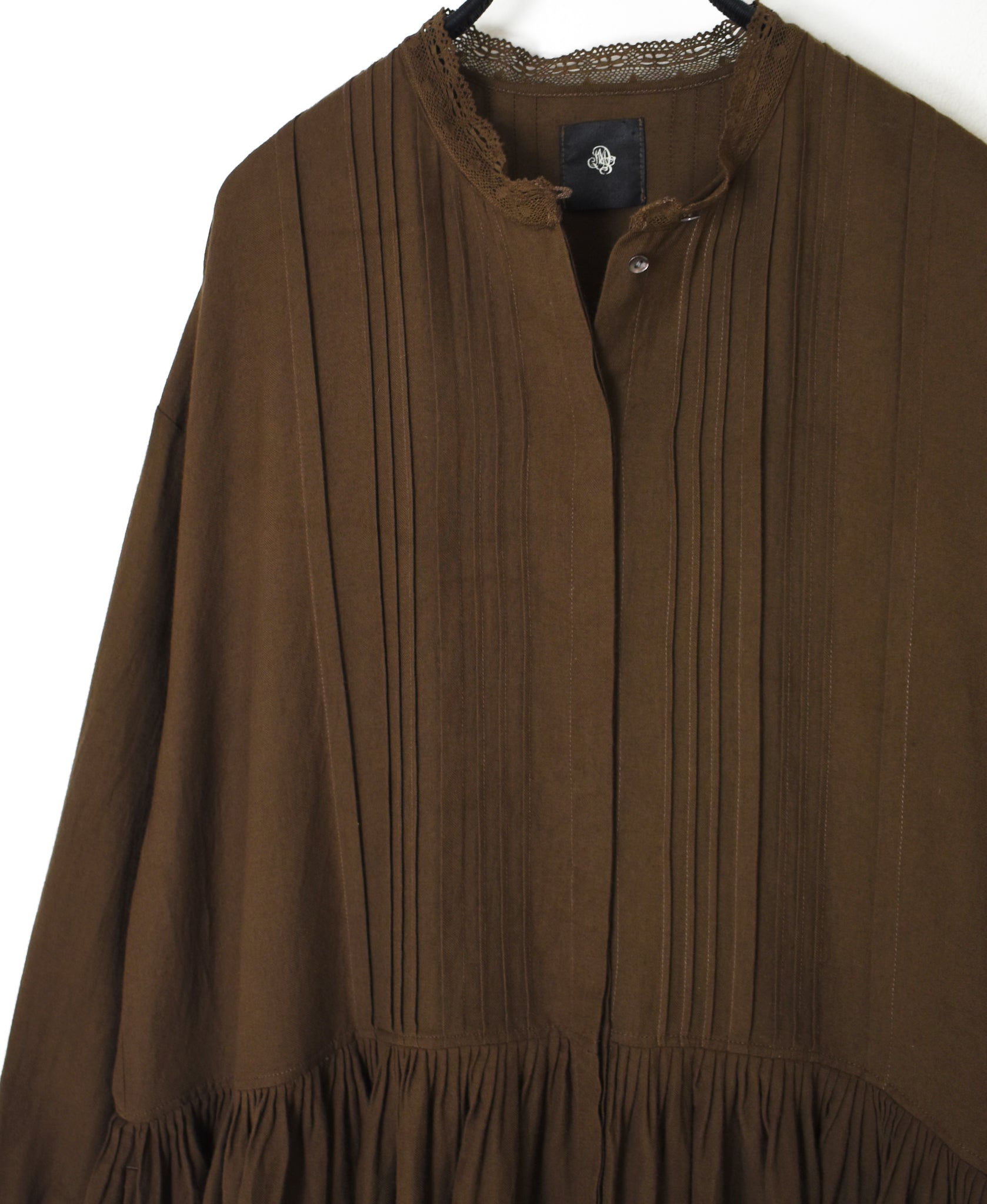 INMDS26704 TWILL COTTON KHADI PLAIN LACE COLLAR DRESS WITH PINTUCK