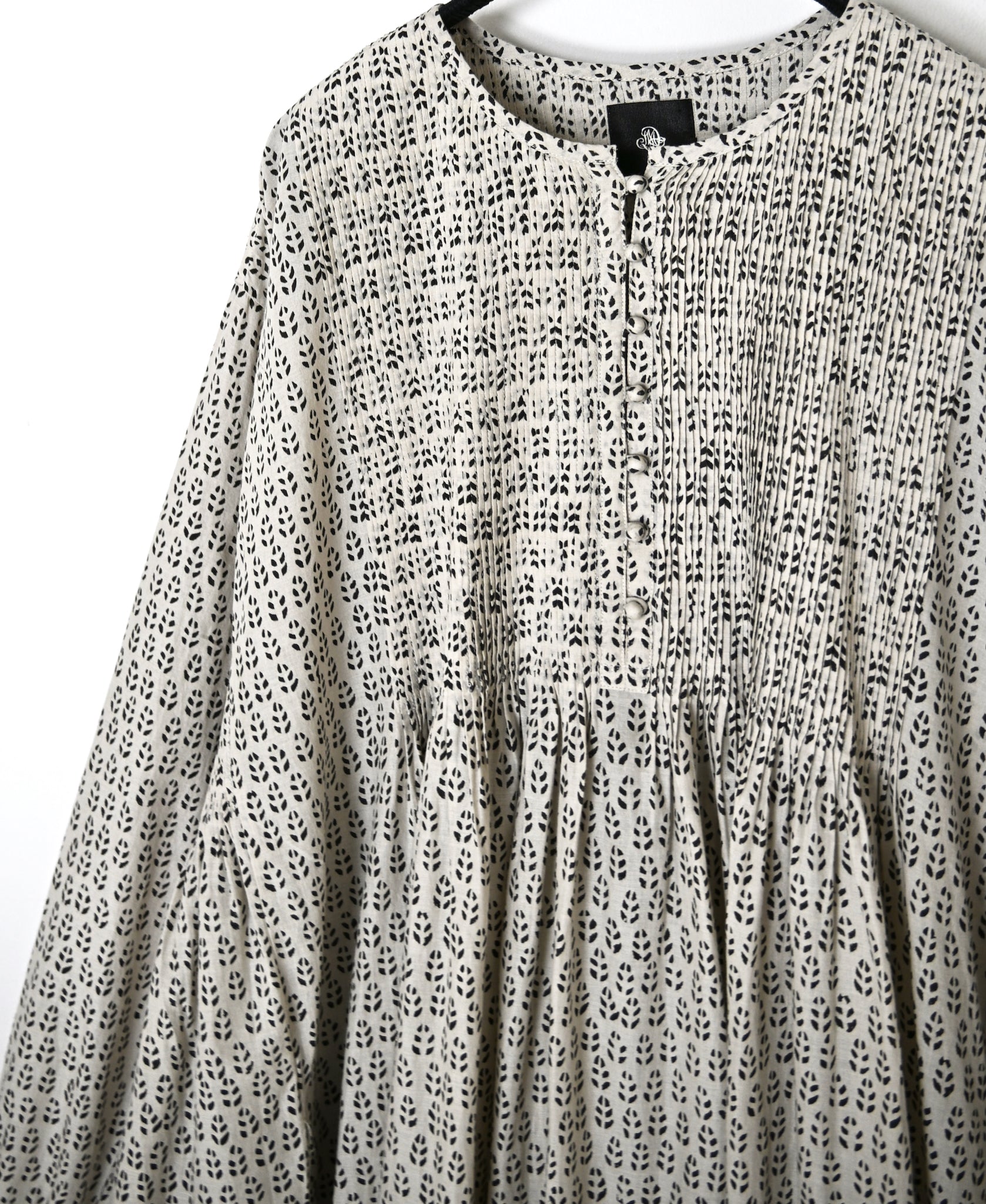 INMDS26723 80s VOILE LITTLE TREE BLOCK PRINT CREW-NECK DRESS WITH MINI PINTUCK