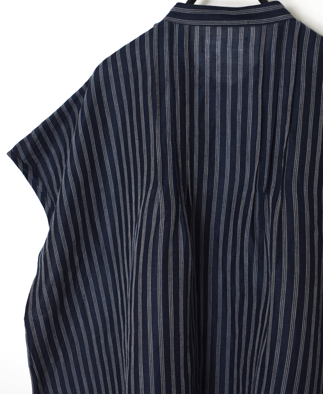 INSL26331 60s AUTO LOOM COTTON/LINEN STRIPE BANDED COLLAR FRENCH/SL PINTUCK SHIRTS