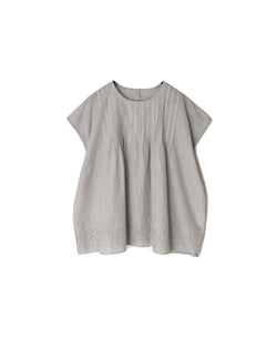 INSL26342 80s VOILE PLAIN WITH CUT WORK LACE CREW NECK FRENCH/SL SHIRTS WITH PINTUCK