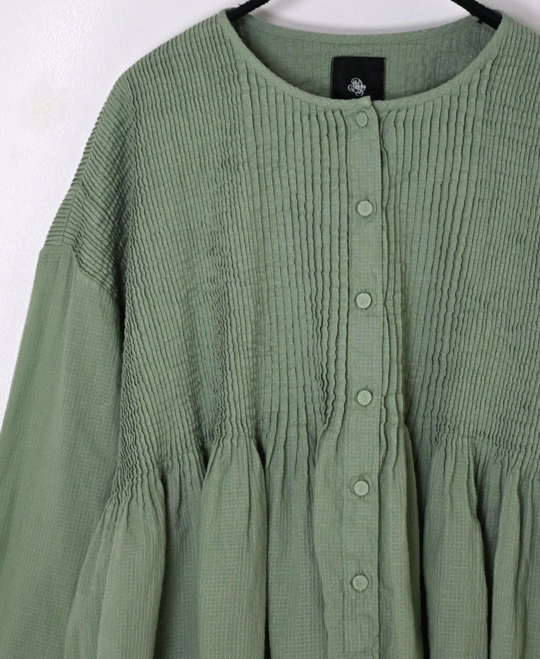 NMDS26233D 80s ORGANIC MICRO CHECK OVERDYE CREW-NECK BUTTON SHIRT WITH MINI PINTUCK