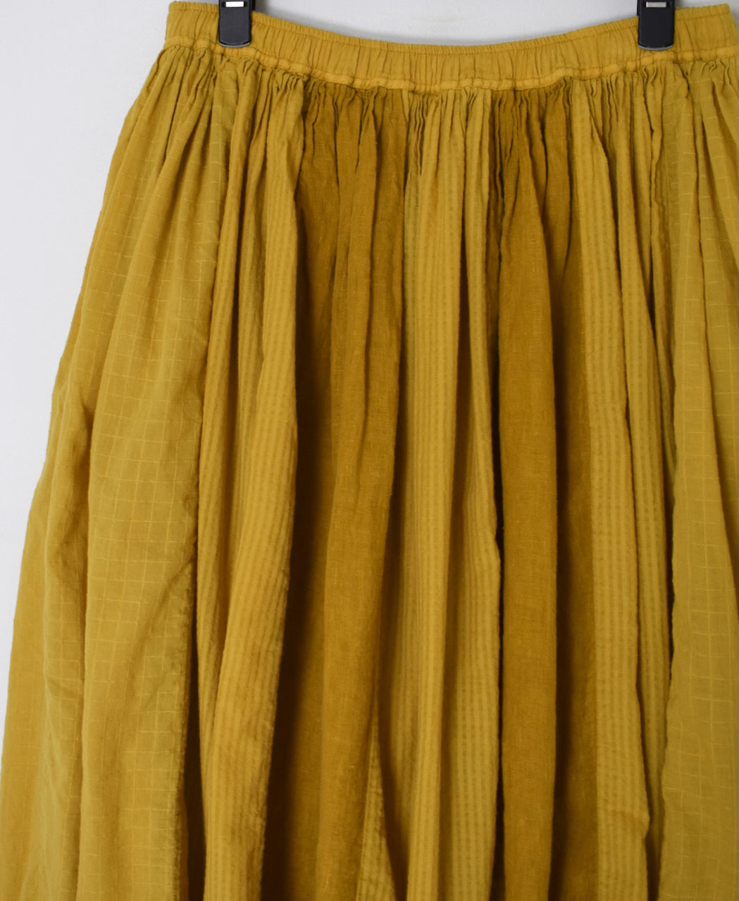NMDS26265D 80s ORGANIC COTTON/80s LINEN PATCHWORK OVERDYE RAJASTHAN TUCK GATHERED SKIRT
