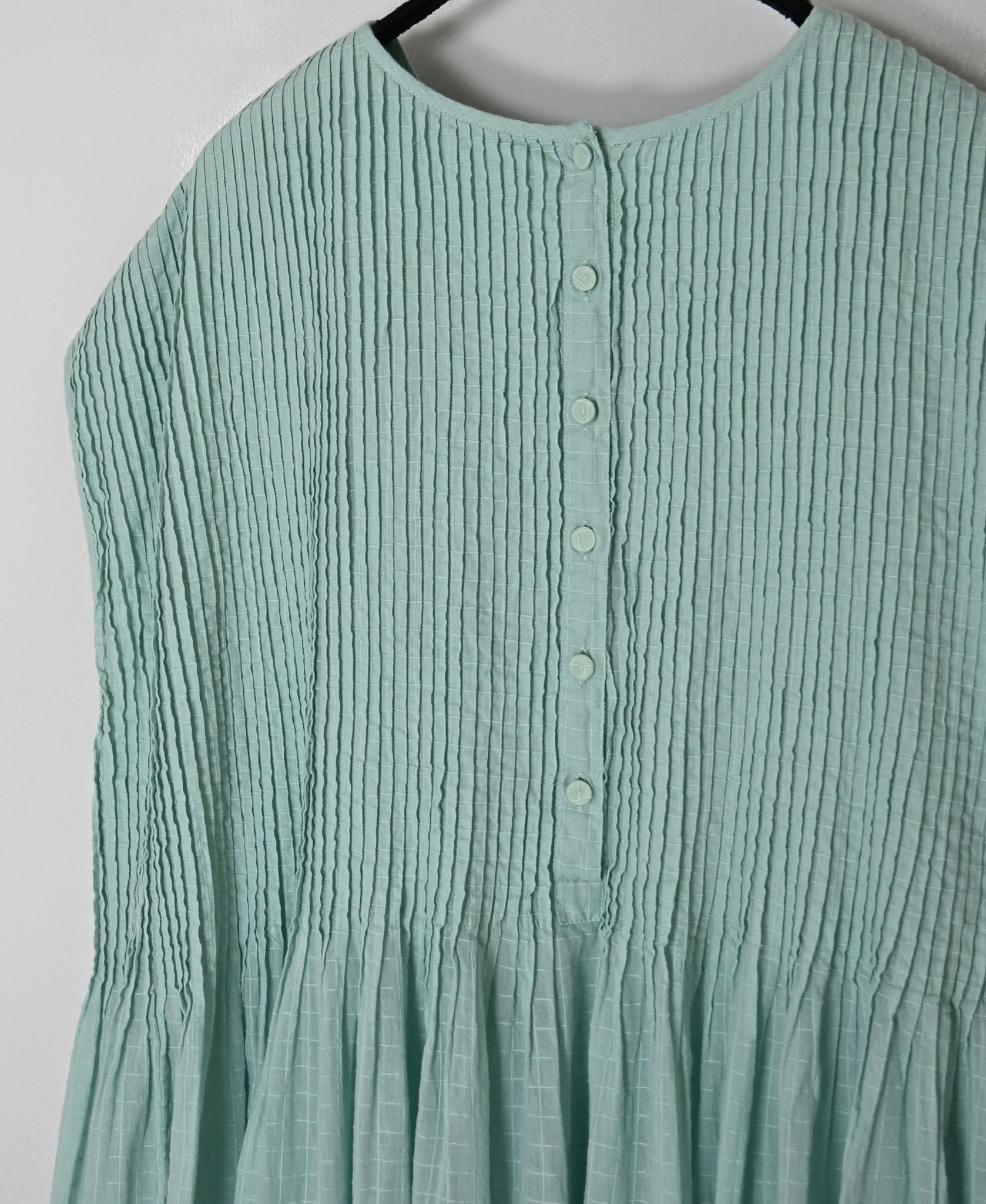 NMDS26503D 80s ORGANIC DOBIE CHECK OVERDYE CREW-NECK F/SL DRESS WITH PINTUCK