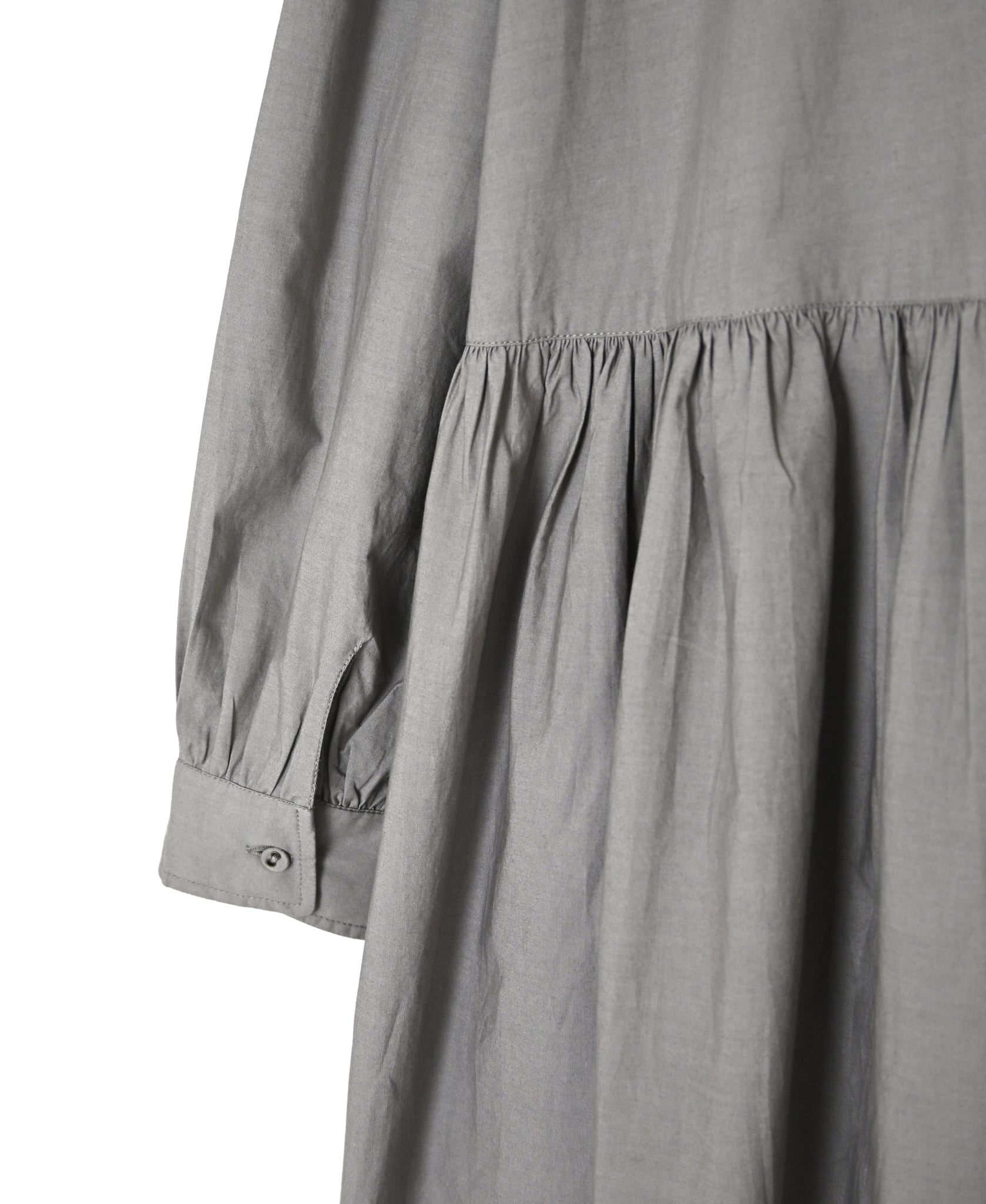 NMDS26534 60s ORGANIC POPLIN PLAIN GATHERED V-NECK DRESS