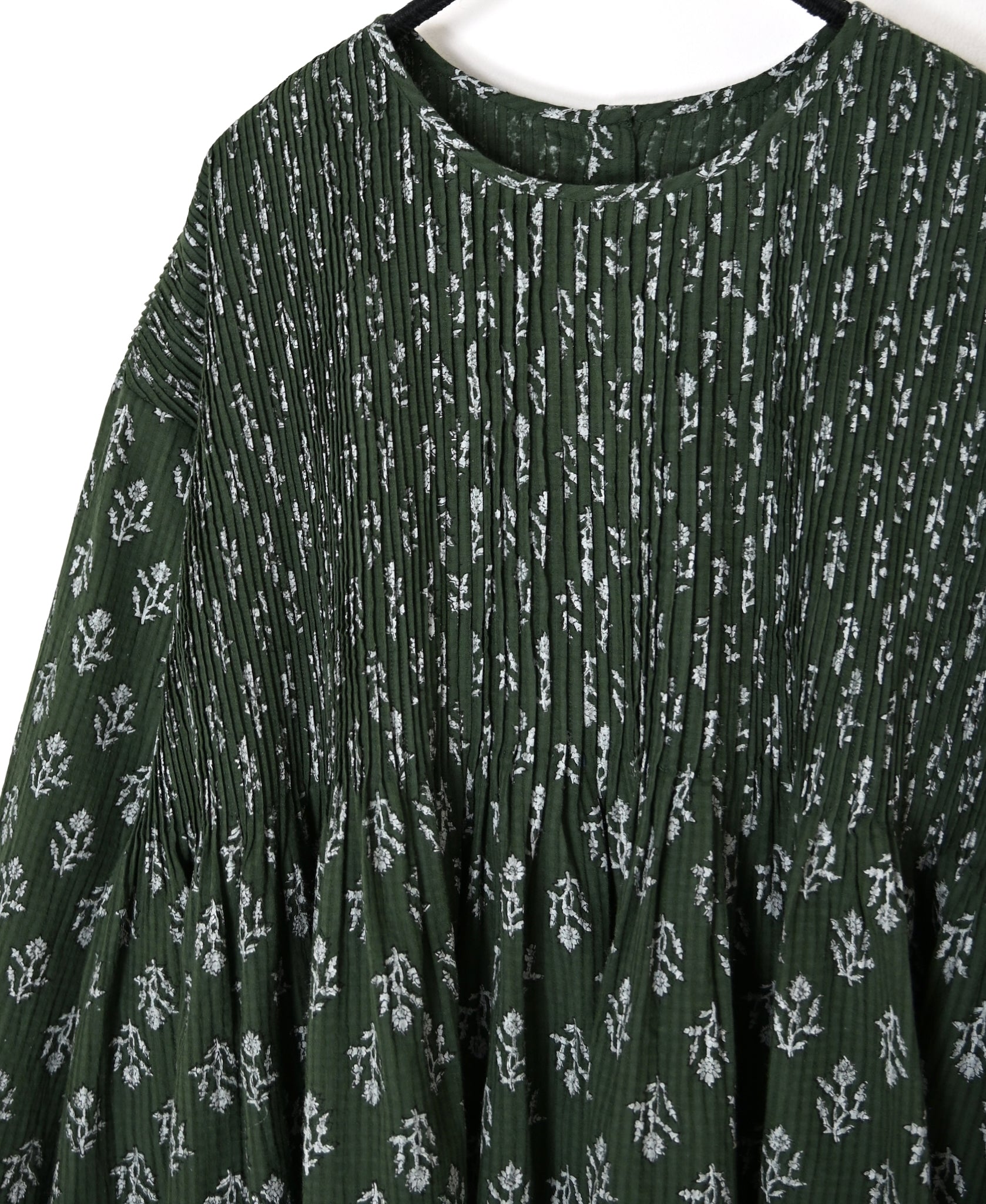NMDS26612 80s ORGANIC SMALL CHECK MEDIUM FLOWER BLOCK PRINT C/NECK P/O SHIRT WITH PINTUCK
