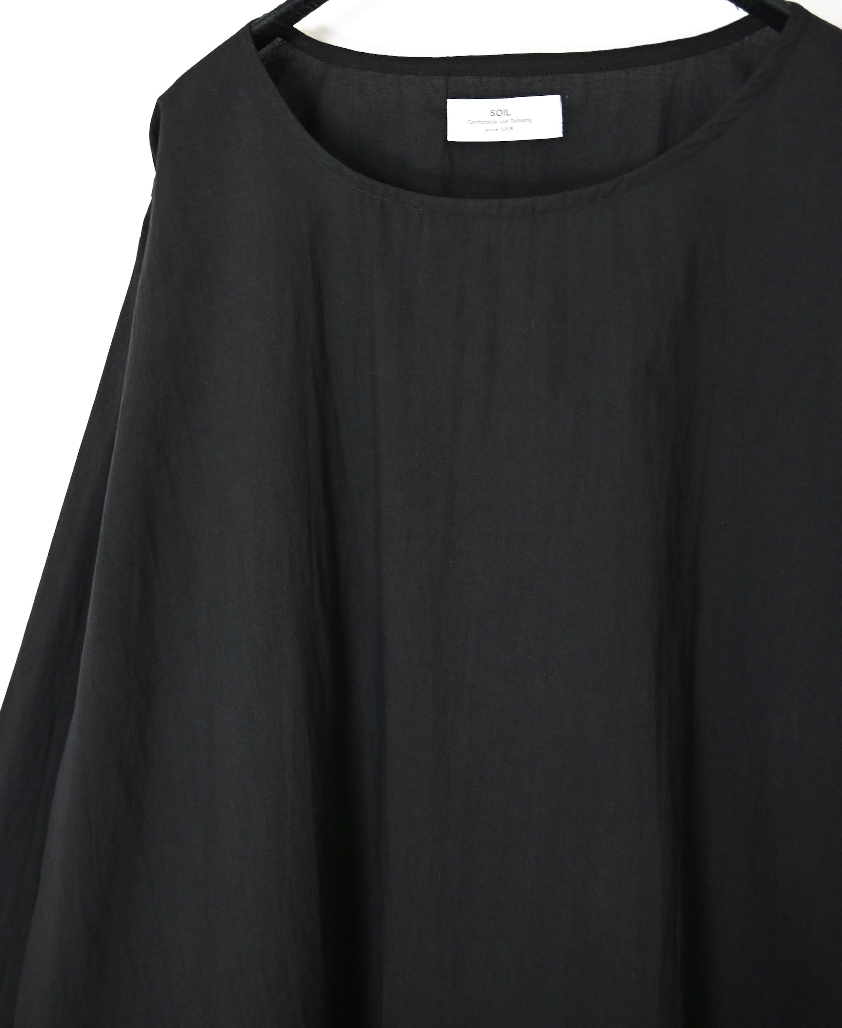 NSL26553 60s COTTON CAMBRIC PLAIN WITH LACE HEM & CUFF LACE SMOCK