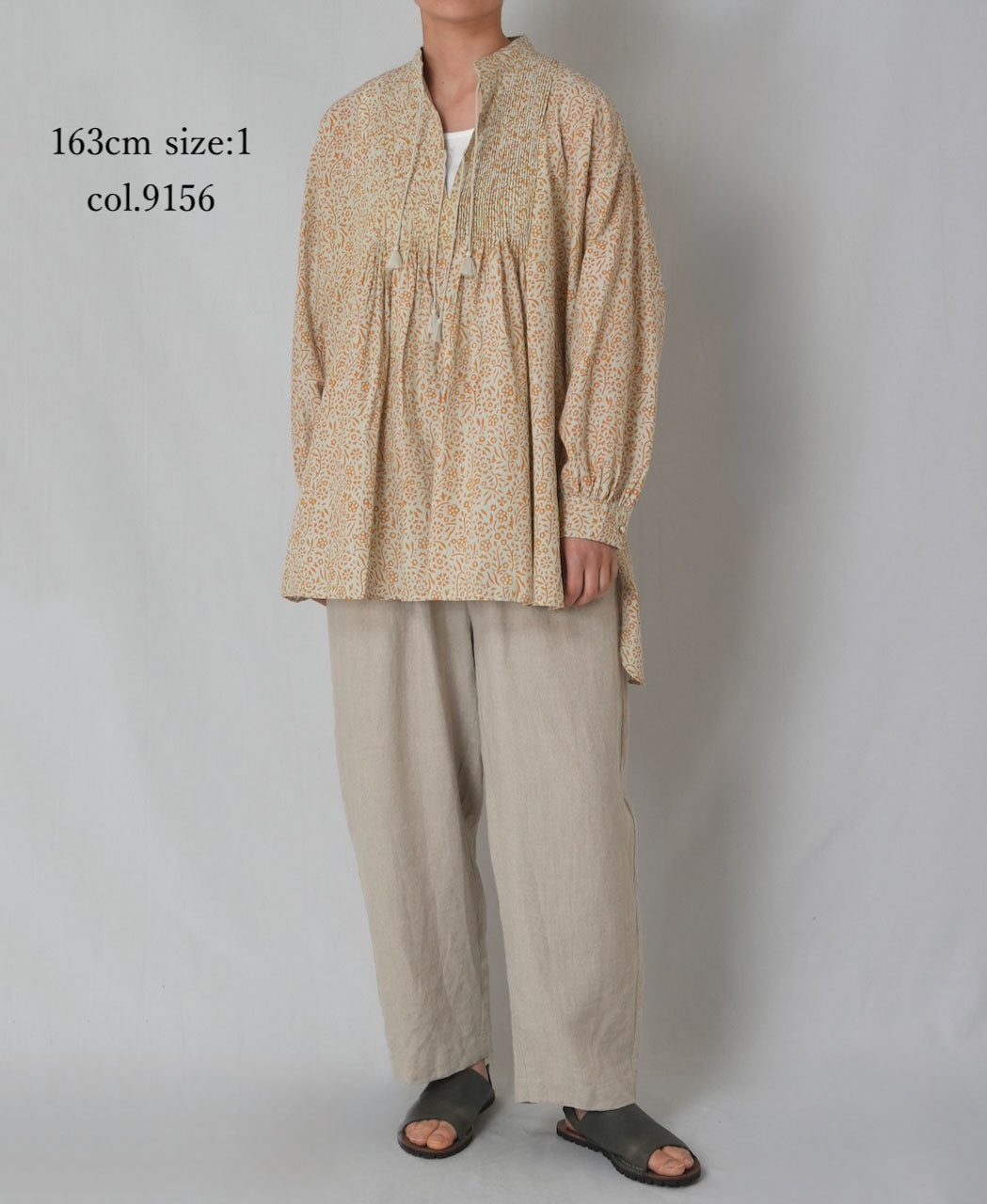 INMDS26102 80s COTTON FLOWER BLOCK PRINT BANDED COLLAR MINI PINTUCK TUNIC